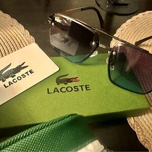 Lacoste Cartelo 17483 Unisex Sunglasses RARE - includes case and box